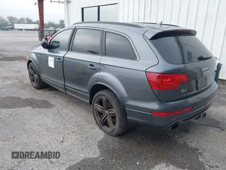 2013 Audi Q7 3.0T S line Prestige with VIN WA1DGAFE6DD009137, listed as a IAAI auction lot 40692368 with 99,060 mi miles. Bid and sale history available at carsss.com. Image 3.