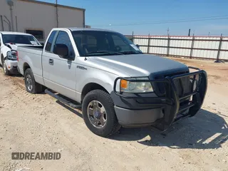 2008 Ford F-150 XL z VIN 1FTRF12288KE36010, wystawiony jako IAAI lot #42502176 z przebiegiem 145 863 mil mil oraz . Historia ofert i sprzedaży dostępna na DreamBid. Obrazek 1.