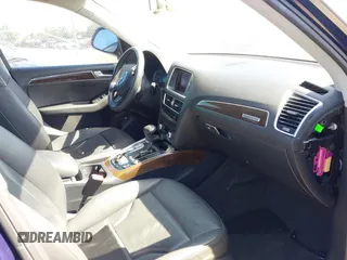 2014 Audi Q5 Premium Plus z VIN WA1LFAFP3EA006991, wystawiony jako IAAI lot #41960310 z przebiegiem 111 055 mil mil oraz . Historia ofert i sprzedaży dostępna na DreamBid. Obrazek 5.