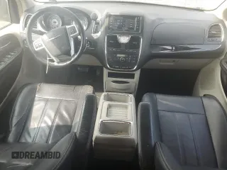 2013 Chrysler Town & Country Touring with VIN 2C4RC1BG4DR821029, listed as a Copart auction lot 70609704 with 139,610 mi miles and Salvage Title. Bid and sale history available at carsss.com. Image 8.