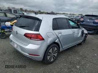 2019 Volkswagen Golf SEL Premium с VIN WVWPR7AU9KW910602, выставлен на аукционе Copart как лот 49092265 с пробегом 73 897 миль миль и Списание • Salvage title. История ставок и продаж доступна на DreamBid. Изображение 3.