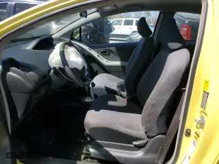 2009 Toyota Yaris with VIN JTDJT903195276164, listed as a Copart auction lot 50129115 with 165,824 mi miles and Salvage Title. Bid and sale history available at carsss.com. Image 7.