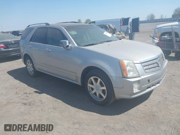 2005 Cadillac SRX with VIN 1GYEE63A150213815, listed as a IAAI auction lot 41894490 with 152,100 mi miles. Bid and sale history available at carsss.com. Image 1.