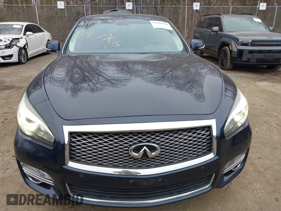2015 Infiniti Q70 with VIN JN1BY1PRXFM832185, listed as a IAAI auction lot 41801058 with 101,503 mi miles and . Bid and sale history available at DreamBid. Image 12.