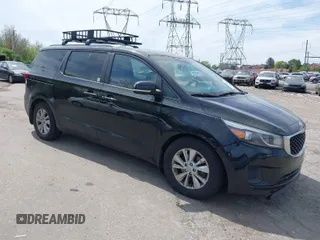 2016 Kia Sedona LX with VIN KNDMB5C13G6209401, listed as a IAAI auction lot 42091953 with 171,068 mi miles. Bid and sale history available at carsss.com. Image 1.