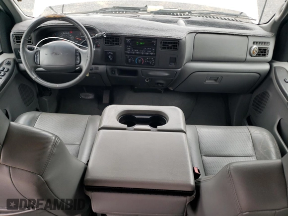 2002 Ford F-350 XL with VIN 3FTSW31F32MA17869, listed as a Copart auction lot 71828914 with 230,191 mi miles and Salvage Title. Bid and sale history available at DreamBid. Image 8.