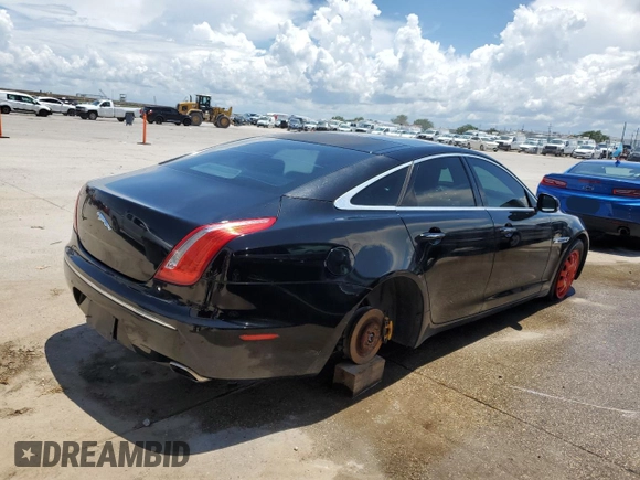 2011 Jaguar XJ with VIN SAJWA1CBXBLV12152, listed as a Copart auction lot 62010855 with 125,697 mi miles and Salvage title. Bid and sale history available at DreamBid. Image 3.