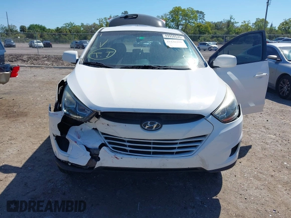 2015 Hyundai Tucson GLS with VIN KM8JT3AF9FU013178, listed as a IAAI auction lot 41846200 with 143,711 mi miles and . Bid and sale history available at DreamBid. Image 13.