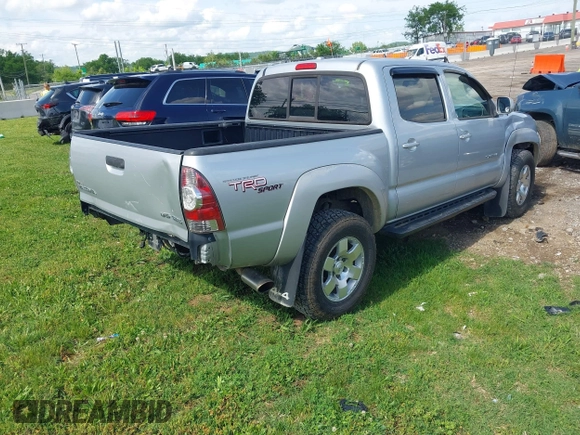 2009 Toyota Tacoma with VIN 3TMLU42N19M034332, listed as a IAAI auction lot 42157119 with 195,272 mi miles and . Bid and sale history available at DreamBid. Image 4.