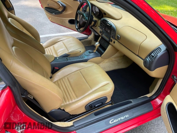 1999 Porsche 911 z VIN WP0AA2991XS620689, wystawiony jako Copart lot #59999925 z przebiegiem 152 508 mil mil oraz Czysty tytuł • Clean title. Historia ofert i sprzedaży dostępna na DreamBid. Obrazek 5.