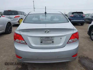 2013 Hyundai Accent GLS z VIN KMHCT4AE3DU548980, wystawiony jako IAAI lot #41562618 z przebiegiem 62 704 mil mil oraz . Historia ofert i sprzedaży dostępna na DreamBid. Obrazek 17.