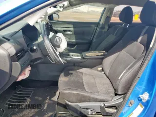 2020 Nissan Sentra SV z VIN 3N1AB8CV9LY304963, wystawiony jako Copart lot #58647745 z przebiegiem 86 868 mil mil oraz Szkoda całkowita • Salvage title. Historia ofert i sprzedaży dostępna na DreamBid. Obrazek 7.