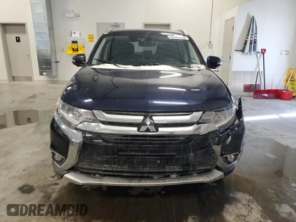 2017 Mitsubishi Outlander GT with VIN JA4JZ4AX2HZ605703, listed as a Copart auction lot 44442425 with 196,804 mi miles and Clean title. Bid and sale history available at DreamBid. Image 5.