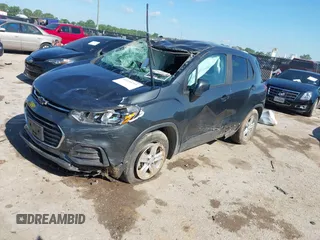 2020 Chevrolet Trax LS z VIN 3GNCJKSB4LL231860, wystawiony jako IAAI lot #42236291 z przebiegiem Nie podano mil oraz . Historia ofert i sprzedaży dostępna na DreamBid. Obrazek 17.