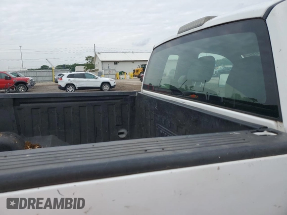 2007 Ford F-150 XL with VIN 1FTRF12247NA15687, listed as a Copart auction lot 57956945 with 303,421 mi miles and Clean title. Bid and sale history available at DreamBid. Image 10.