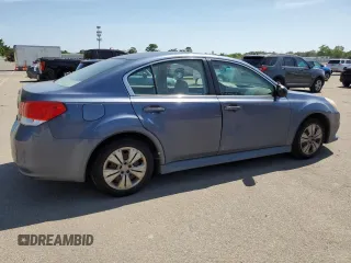 2014 Subaru Legacy 2.5i with VIN 4S3BMBA63E3025475, listed as a Copart auction lot 62383705 with 182,818 mi miles and Clean title. Bid and sale history available at DreamBid. Image 3.