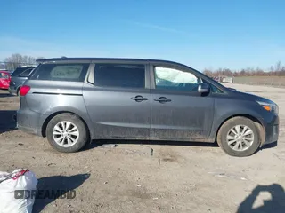 2017 Kia Sedona LX with VIN KNDMB5C12H6229530, listed as a IAAI auction lot 41817443 with 97,160 mi miles. Bid and sale history available at carsss.com. Image 13.