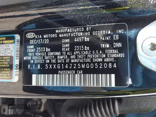 2021 Kia K5 LXS z VIN 5XXG14J25MG052084, wystawiony jako IAAI lot #42237008 z przebiegiem 31 278 mil mil oraz . Historia ofert i sprzedaży dostępna na DreamBid. Obrazek 9.