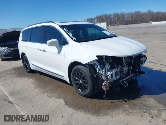 2018 Chrysler Pacifica Touring L Plus z VIN 2C4RC1EG3JR354886, wystawiony jako IAAI lot #41848820 z przebiegiem 109 185 mil mil oraz . Historia ofert i sprzedaży dostępna na DreamBid. Obrazek 1.