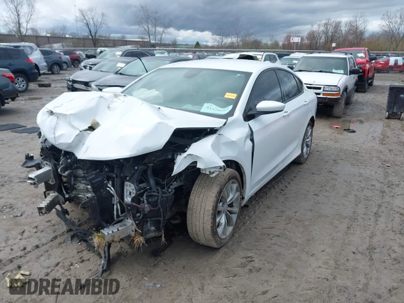 2015 Chrysler 200 S with VIN 1C3CCCBB9FN754311, listed as a IAAI auction lot 41920993 with 104,944 mi miles. Bid and sale history available at carsss.com. Image 17.