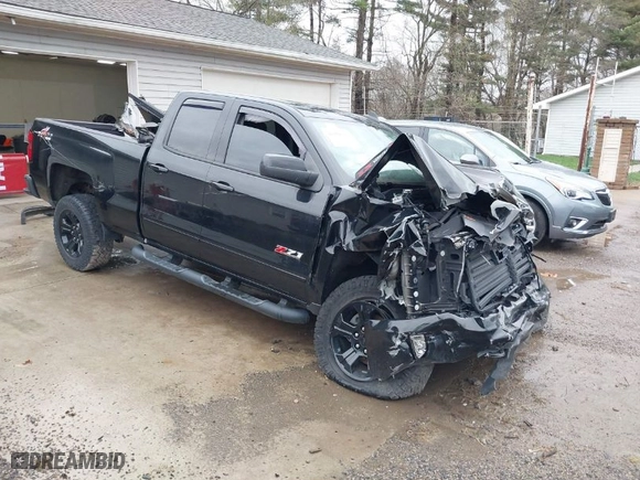 2018 Chevrolet Silverado 1500 LT with VIN 2GCVKREC8J1111943, listed as a IAAI auction lot 41869301 with 64 mi miles. Bid and sale history available at carsss.com. Image 1.