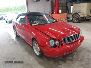 2001 Mercedes-Benz CLK 320/430 z VIN WDBLK70G91T076182, wystawiony jako IAAI lot #42244062 z przebiegiem 77 733 mil mil oraz . Historia ofert i sprzedaży dostępna na DreamBid. Obrazek 1.