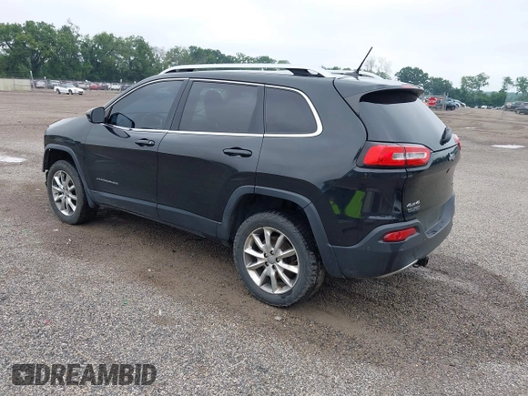 2014 Jeep Cherokee Limited with VIN 1C4PJMDS2EW120384, listed as a IAAI auction lot 42667778 with 121,206 mi miles and . Bid and sale history available at DreamBid. Image 3.
