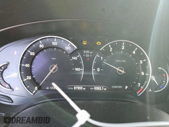 2017 BMW 5 Series 540i с VIN WBAJE5C32HG915358, выставлен на аукционе Copart как лот 53933575 с пробегом 97 955 миль миль и Списание • Salvage title. История ставок и продаж доступна на DreamBid. Изображение 9.
