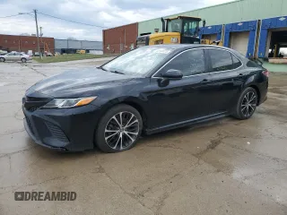 2020 Toyota Camry SE with VIN 4T1G11AK0LU339772, listed as a Copart auction lot 50940015 with 183,889 mi miles and Clean Title. Bid and sale history available at carsss.com. Image 1.