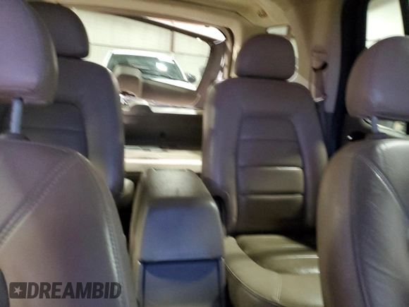 2005 Ford Explorer Limited z VIN 1FMDU75W85UB75412, wystawiony jako Copart lot #85510414 z przebiegiem 215 574 mil mil oraz Szkoda całkowita • Salvage title. Historia ofert i sprzedaży dostępna na DreamBid. Obrazek 10.