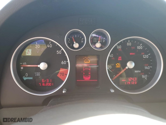 2001 Audi TT with VIN TRUUT28N711048049, listed as a Copart auction lot 51237625 with 119,123 mi miles and Salvage Title. Bid and sale history available at carsss.com. Image 9.