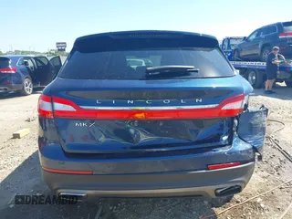 2017 Lincoln MKX Reserve with VIN 2LMPJ6LR5HBL20384, listed as a IAAI auction lot 42241375 with 99,725 mi miles and . Bid and sale history available at DreamBid. Image 16.