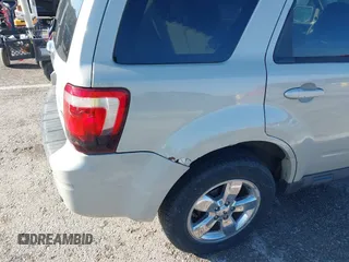 2008 Ford Escape Limited with VIN 1FMCU94188KA67157, listed as a IAAI auction lot 41890007 with 159,427 mi miles. Bid and sale history available at carsss.com. Image 6.