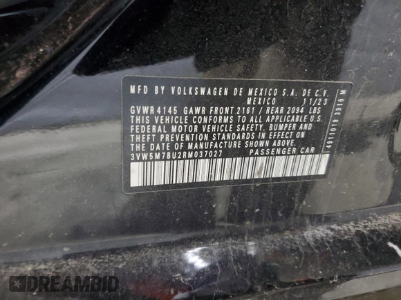 2024 Volkswagen Jetta S z VIN 3VW5M7BU2RM037027, wystawiony jako Copart lot #50875495 z przebiegiem 14 120 mil mil oraz Szkoda całkowita • Salvage title. Historia ofert i sprzedaży dostępna na DreamBid. Obrazek 14.