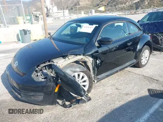 2014 Volkswagen Beetle Entry с VIN 3VWFP7AT1EM629758, выставлен на аукционе IAAI как лот 42430465 с пробегом 109 823 миль миль и . История ставок и продаж доступна на DreamBid. Изображение 2.