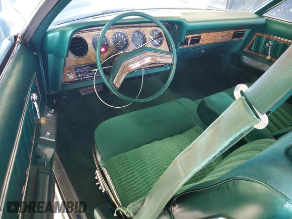 1977 Ford Thunderbird with VIN 7G87H168986, listed as a Copart auction lot 89014085 with 8,524 mi miles and Clean Title. Bid and sale history available at DreamBid. Image 8.