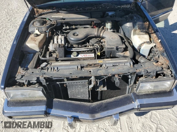 1992 Cadillac Fleetwood z VIN 1G6CB53B4N4301200, wystawiony jako Copart lot #71384554 z przebiegiem 115 430 mil mil oraz Tytuł czysty. Historia ofert i sprzedaży dostępna na DreamBid. Obrazek 11.