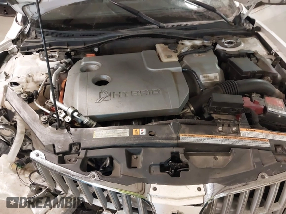 2012 Lincoln MKZ Hybrid with VIN 3LNDL2L38CR825066, listed as a IAAI auction lot 41288153 with 107,415 mi miles and . Bid and sale history available at DreamBid. Image 10.