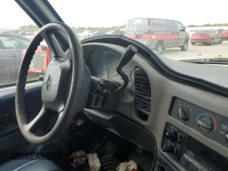 2001 Chevrolet Astro Cargo with VIN 1GCDM19W61B141888, listed as a Copart auction lot 45130465 with Not Provided miles and Salvage Title. Bid and sale history available at carsss.com. Image 9.