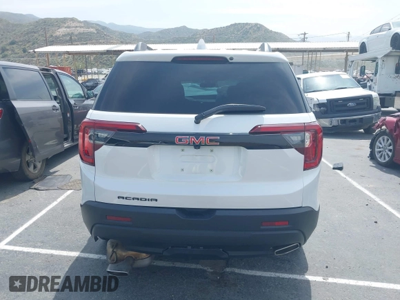 2023 GMC Acadia SLT z VIN 1GKKNML49PZ252503, wystawiony jako IAAI lot #42040153 z przebiegiem 13 339 mil mil oraz . Historia ofert i sprzedaży dostępna na DreamBid. Obrazek 15.