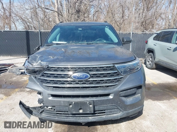 2023 Ford Explorer XLT with VIN 1FMSK8DH5PGA18458, listed as a IAAI auction lot 41619596 with 39,727 mi miles. Bid and sale history available at carsss.com. Image 13.