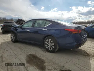 2022 Nissan Altima 2.5 S with VIN 1N4BL4BV6NN356677, listed as a Copart auction lot 50449615 with 61,943 mi miles and Salvage Title. Bid and sale history available at carsss.com. Image 2.