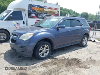2013 Chevrolet Equinox LT z VIN 2GNFLEEK0D6141955, wystawiony jako IAAI lot #42504752 z przebiegiem 133 435 mil mil oraz . Historia ofert i sprzedaży dostępna na DreamBid. Obrazek 2.
