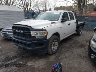 2020 Ram 2500 Tradesman with VIN 3C7WR4HJXLG201931, listed as a IAAI auction lot 41832892 with 86,215 mi miles. Bid and sale history available at carsss.com. Image 2.
