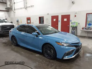 2024 Toyota Camry TRD с VIN 4T1KZ1AK9RU099701, выставлен на аукционе IAAI как лот 42227798 с пробегом 27 111 миль миль и . История ставок и продаж доступна на DreamBid. Изображение 1.