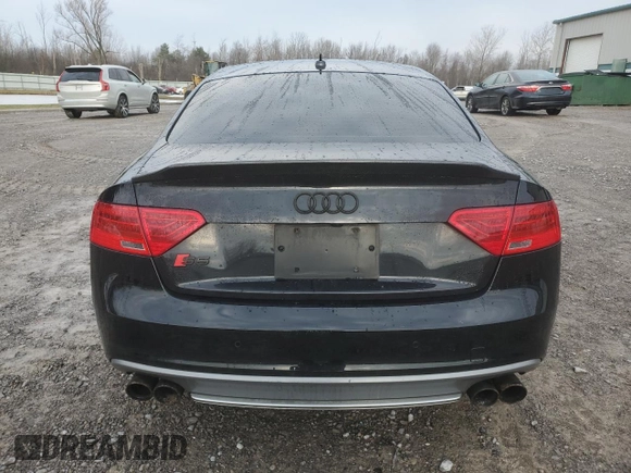 2013 Audi S5 Premium Plus z VIN WAUCGAFR2DA027699, wystawiony jako Copart lot #83947234 z przebiegiem Nie podano mil oraz Szkoda całkowita • Salvage title. Historia ofert i sprzedaży dostępna na DreamBid. Obrazek 6.