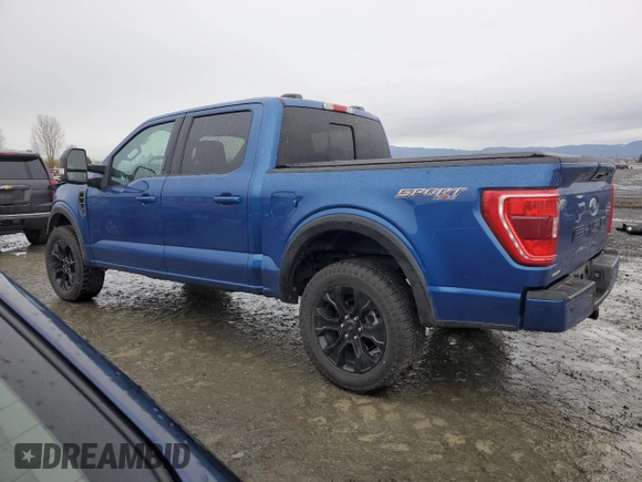 2022 Ford F-150 XL with VIN 1FTFW1E57NKD84700, listed as a Copart auction lot 84911824 with 30,300 mi miles and Salvage Title. Bid and sale history available at carsss.com. Image 2.