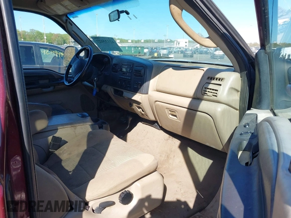 2006 Ford F-250 XL with VIN 1FTSX21Y76EB64877, listed as a IAAI auction lot 42133022 with 275,128 mi miles and . Bid and sale history available at DreamBid. Image 5.