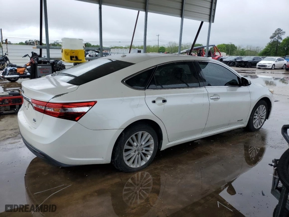 2013 Toyota Avalon Hybrid XLE Premium with VIN 4T1BD1EB5DU016850, listed as a Copart auction lot 52119465 with 221,982 mi miles and Clean Title. Bid and sale history available at carsss.com. Image 3.
