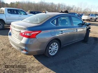 2018 Nissan Sentra SV with VIN 3N1AB7AP4JL611935, listed as a IAAI auction lot 41454540 with 61,923 mi miles. Bid and sale history available at carsss.com. Image 4.